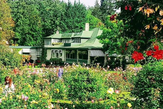 Butchart Gardens and City Highlights Private tour - Overview of the Butchart Gardens and City Highlights Private Tour