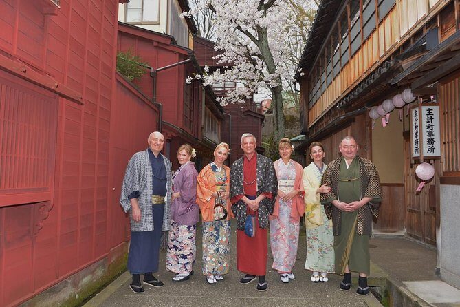 Buy Kimono: Choose from your favorite kimono and obi! - A Hands-On Kimono Experience in Kanazawa