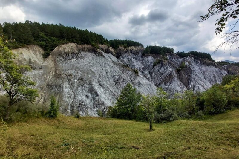 Buzau: Mud Volcanoes, Salt Mountain and Strange Sandstones - The Trovants — Moving Stones?