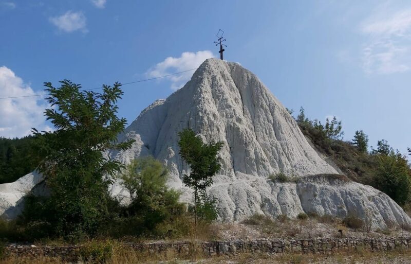 Buzau: Mud Volcanoes, Salt Mountain and Strange Sandstones - The Value of This Experience