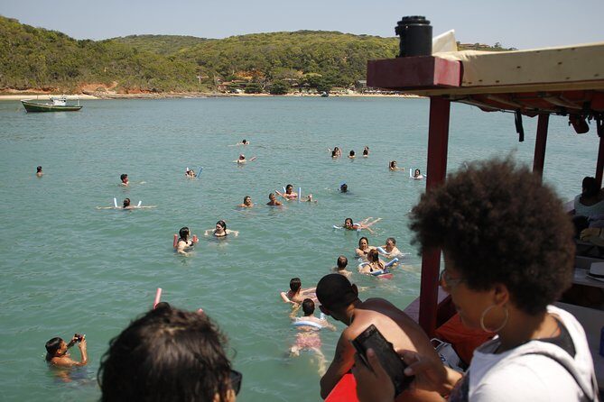 Búzios Full day: Boat and Trolley Tour with Lunch from Cabo Frio - FAQs