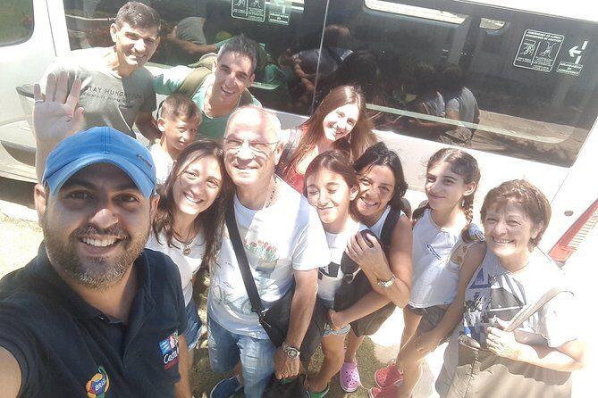 By Night - Ginga Tropical Show - Authentic Traveler Insights