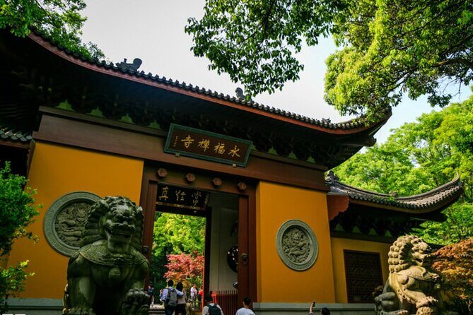 By round way bullet train from Shanghai to hangzhou day tour - Frequently Asked Questions