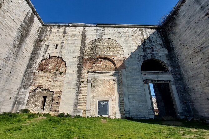 Byzantion Walk Path and City Walls of Istanbul - Key Points