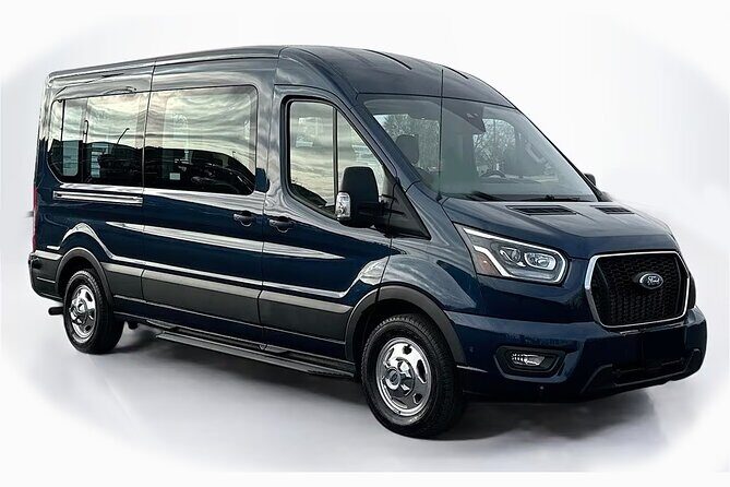 BZN Bozeman Airpot to Local Hotel | Shared Shuttle - The Experience: What to Expect from the Shared Shuttle