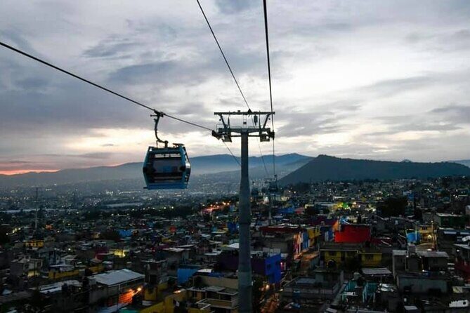 Cable car on a walking tour through iztapalapa - A Walk Through Iztapalapa with a Cable Car Ride — Is It Worth Your Time?