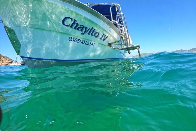 Cabo Arch Glass Bottom Boat: Hotel PICKUP, Arch & Lovers Beach - A Deep Dive into the Cabo Arch Glass Bottom Boat Experience