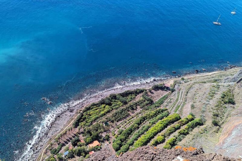 Cabo Girão Skywalk in 3h: Private Jeep Experience + C. Lobos - Experience Madeira’s Natural Beauty with a Private Jeep and Cabo Girão Skywalk