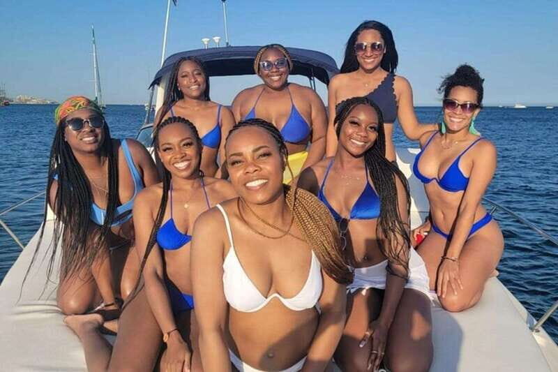 Cabo: Private Yacht Tour, Water Activities, Lunch & Drinks - FAQs