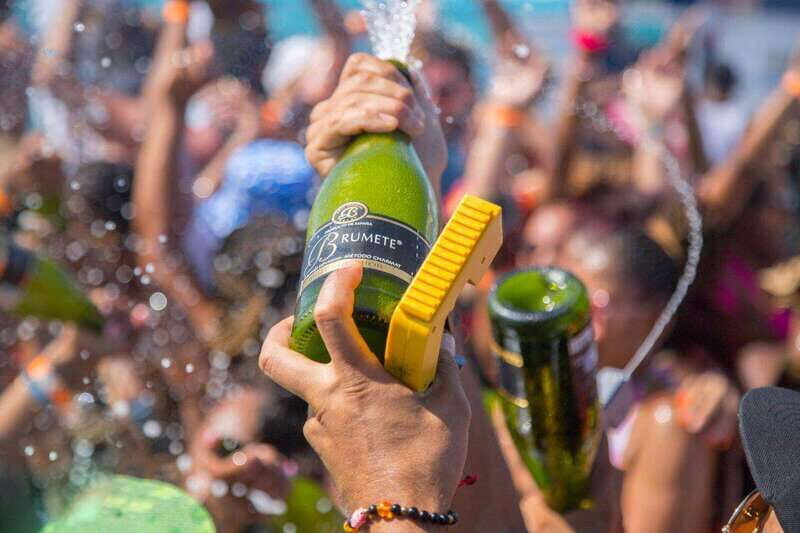 Cabo San Lucas: Adults-Only Boat Party with Drinks & Live DJ - FAQs