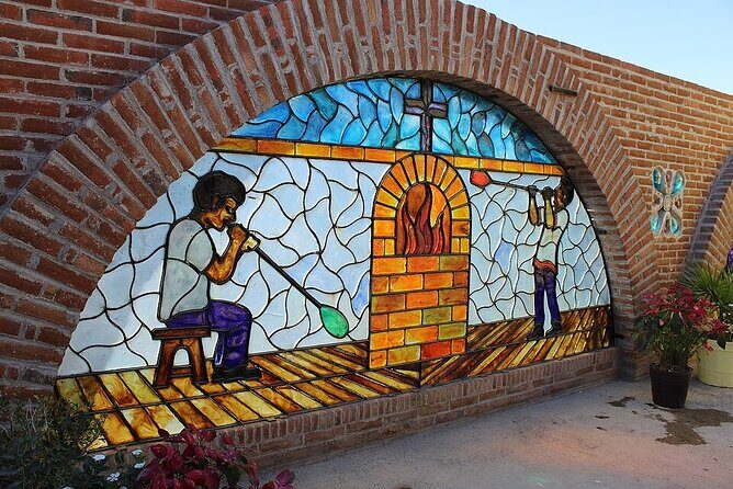 Cabo San Lucas City Tour and Clearboat Adventure - Who Should Consider This Tour?