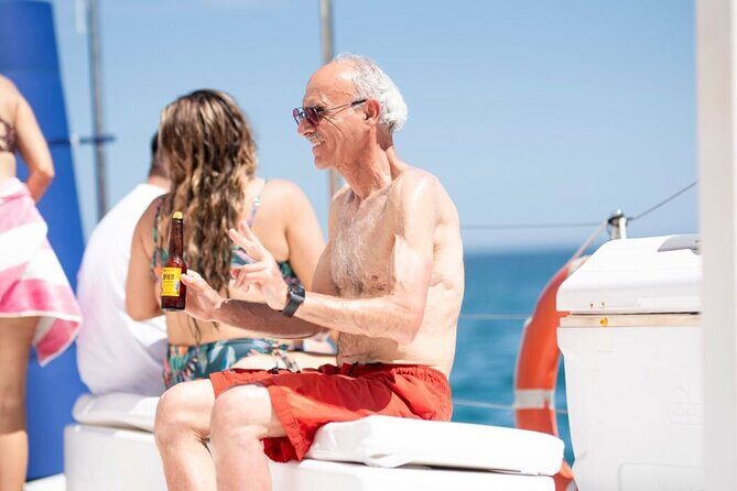 Cabo San Lucas Sunset Cruise with Unlimitted Drinks - FAQs