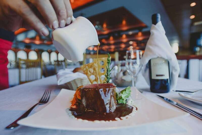 Cabo San Lucas: Sunset Premier Dinner & Show Cruise - The Sum Up