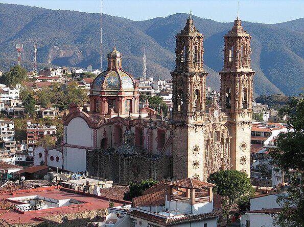 Cacahuamilpa Caves and Taxco: Private & Small Groups From Mexico City - A Day of Natural Wonder and Colonial Charm: Cacahuamilpa Caves and Taxco Tour