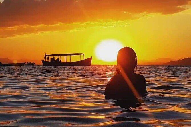 Cação Beach Sunset with Photos Included by Zimbros Ecotour - Key Points