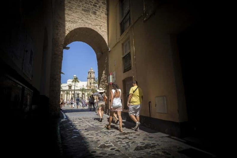 Cadiz: Enigmas City Tour - Exploring Cádiz’s Enigmas: An Authentic Walk through History and Mystery
