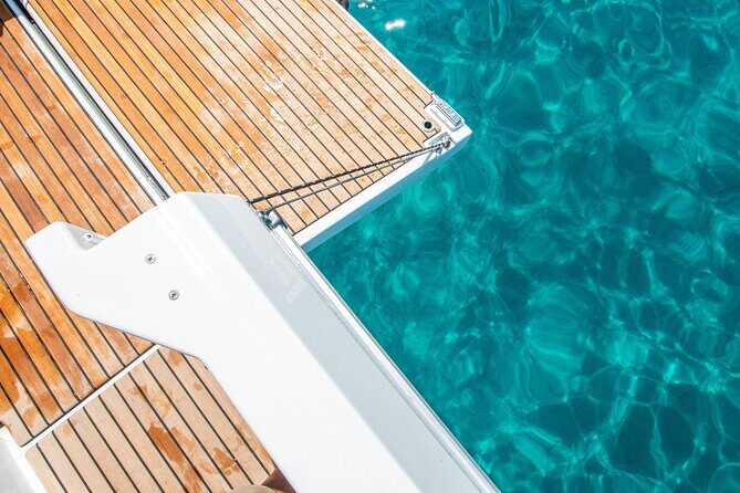 Cagliari 3 Hours Luxury Motorboat Tour - Wine and Snorkeling - Deep Dive: Why This Tour Excels