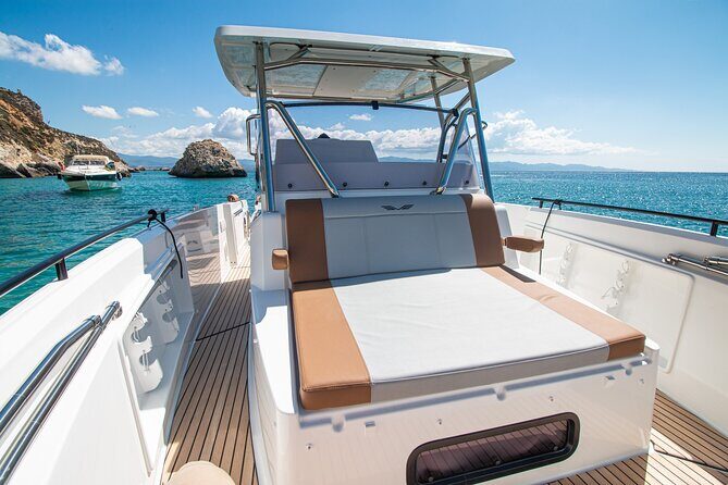 Cagliari 3 Hours Luxury Motorboat Tour - Wine and Snorkeling - Practical Tips for Your Trip