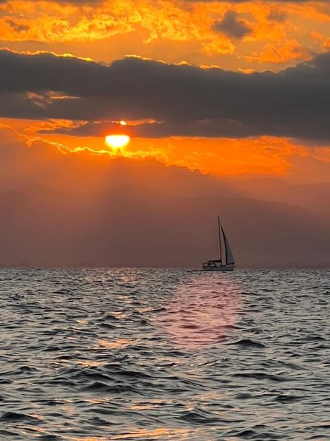 Cagliari: Devil's Saddle Boat Tour with Spritz and Chips - FAQ