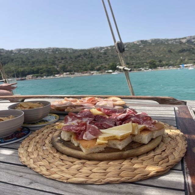 Cagliari: Devil's Saddle Cruise with Snorkeling and Aperitif - FAQs