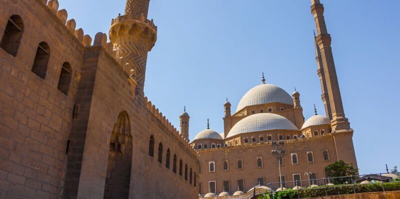 Cairo: Salah El Din Citadel and Old Cairo Bazar Guided Tour - Key Points