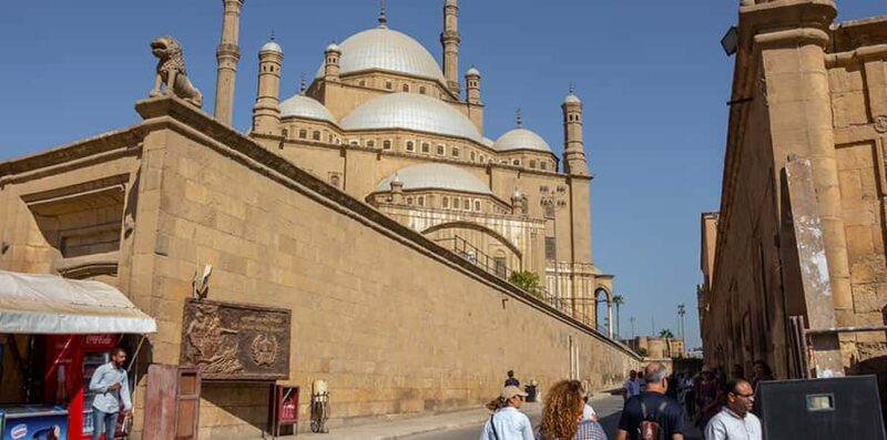 Cairo: Salah El Din Citadel and Old Cairo Bazar Guided Tour - The Buzz of Khan el-Khalili Bazaar