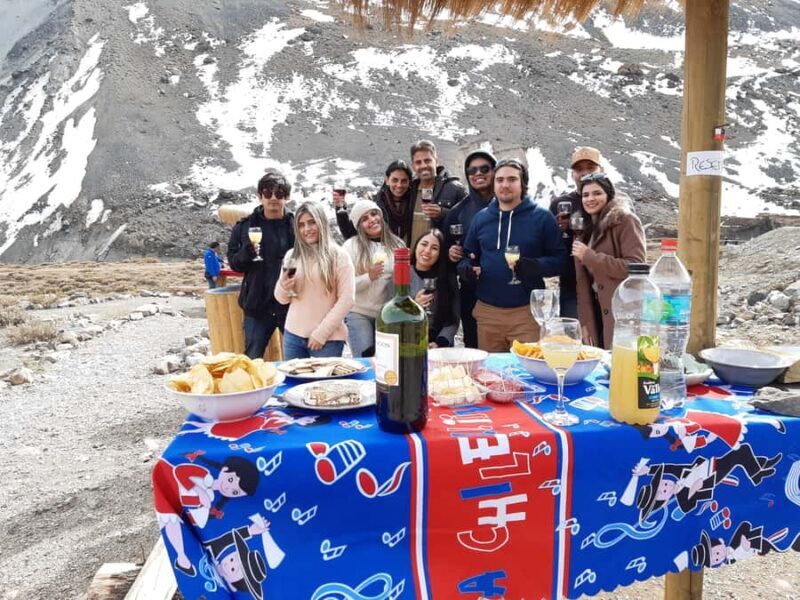 CAJON DEL MAIPO + COLINA HOT SPRINGS + PICNIC TOUR - Key Points