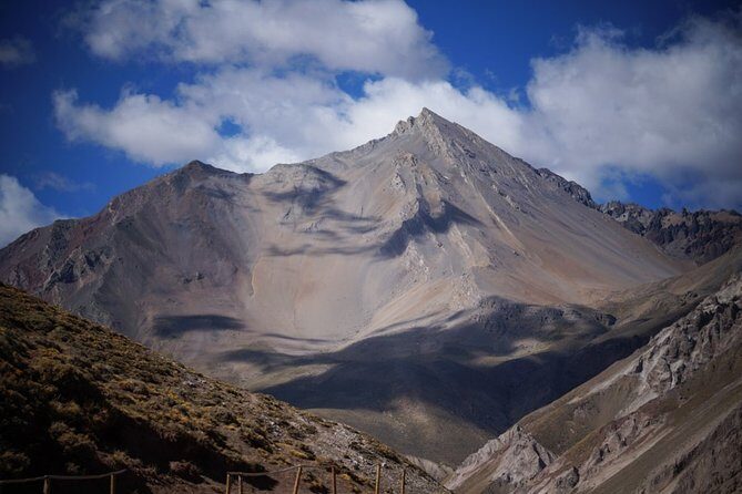 Cajón del Maipo, spa, barbecue, 4x4 cars and small groups. - Key Points
