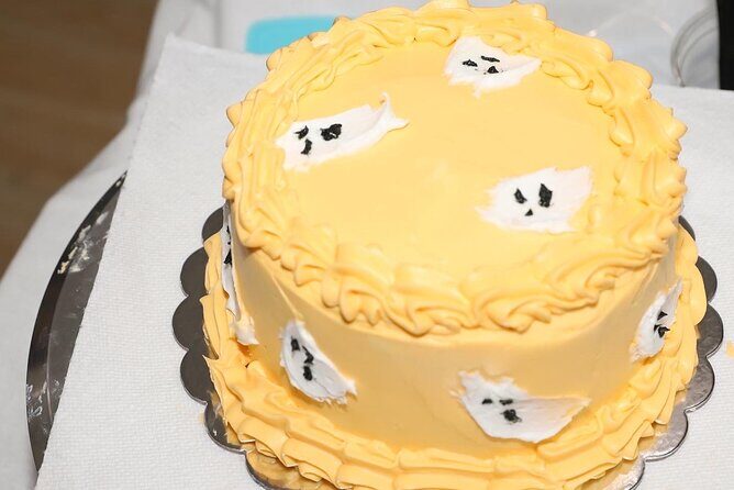 Cake Decorating in Houston - Cake Decorating in Houston: A Hands-On Experience for Sweet Enthusiasts