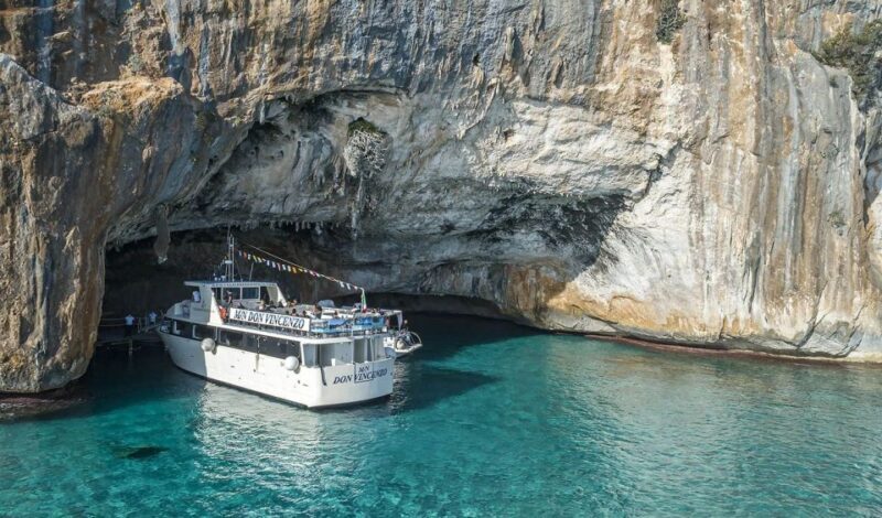 Cala Gonone: Grotta del Bue Marino and Cala Luna Boat Tour - Sardinia’s Hidden Coastal Gems: A Boat Tour to Grotta del Bue Marino and Cala Luna