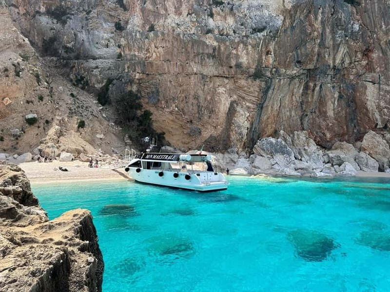Cala Gonone: Gulf of Orosei Cruise with Cala Goloritzè - Experience the Gulf of Orosei on a Cala Gonone Boat Tour