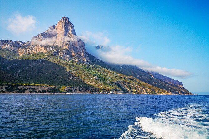 Cala Mariolu tour with Swim Stops - An In-Depth Look at the Cala Mariolu Tour