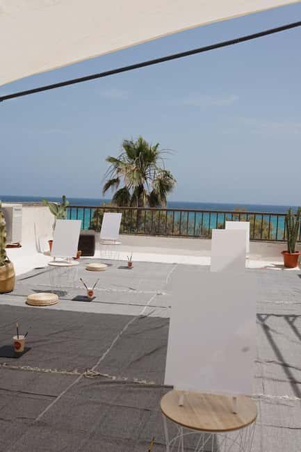 Cala Millor: Cava & Canvas Art Night at Coconut Shack - Who Is This Tour Best Suited For?