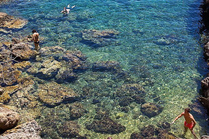 Cala Salada and Unspoiled North Beach Tour. Snorkelling and Aquarium - FAQs