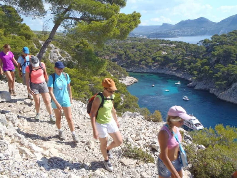 Calanques de Cassis: Hiking Day Trip - Exploring the Calanques de Cassis: A Guided Hiking Day Trip