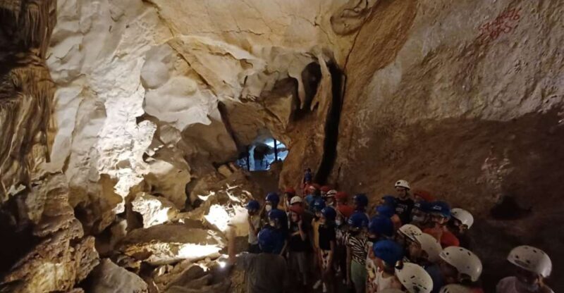 Calasparra: Cueva del Puerto Entry Ticket with Guided Tour - Experience the Hidden Marvels of Calasparra’s Cueva del Puerto