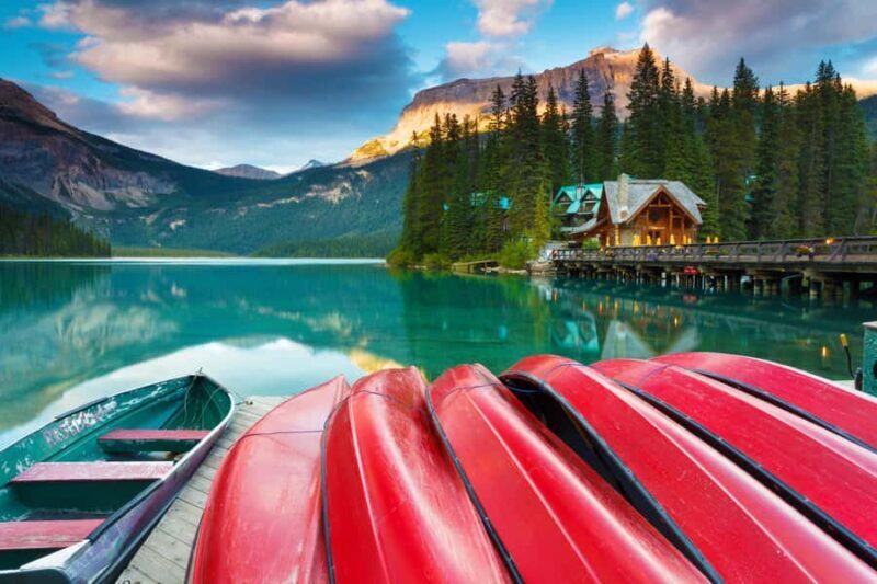 Calgary/Canmore/Banff Lake Louise Emerald Lake Marble Canyon - Focus on Iconic Sights