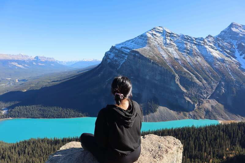 Calgary/Canmore: Banff National Park & Lake Louise Day Trip - Transportation, Guides, and Comfort