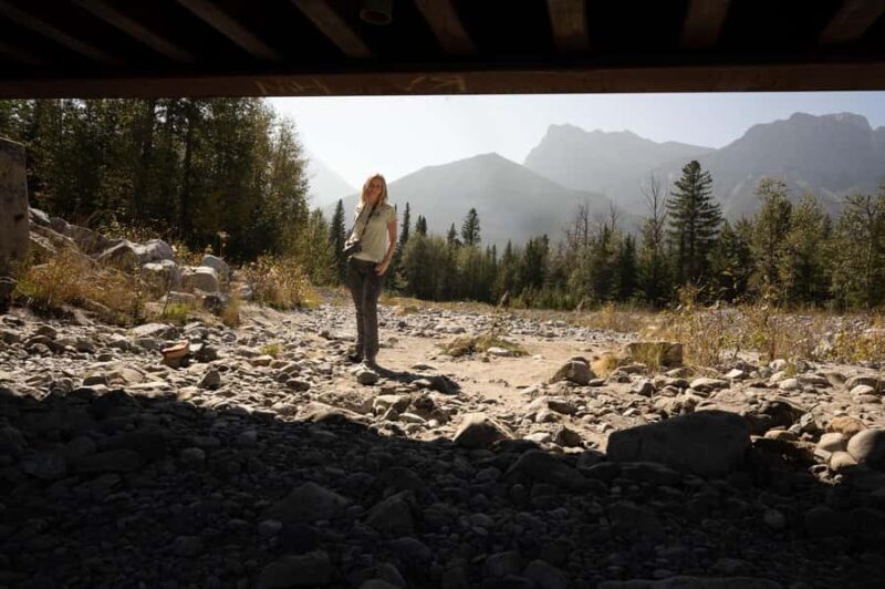 Calgary: Iconic 1a Hwy, Banff, Lake Louise, Canmore Day Trip - Discover the Rocky Mountain Magic: Calgary to Banff, Lake Louise, and Canmore Day Trip