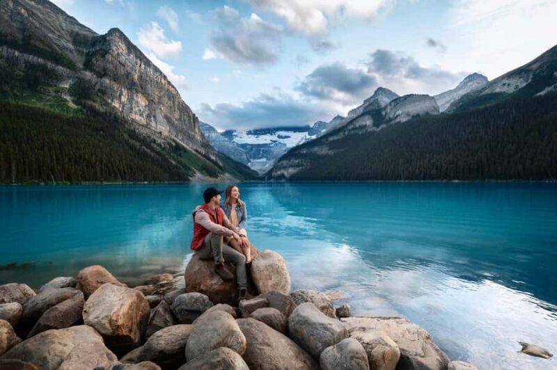 Calgary: Lake Louise, Emerald Lake, and Johnston Canyon Tour - Key Points