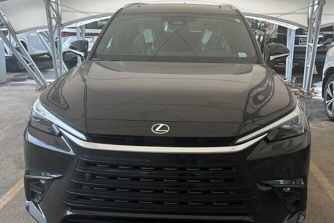 Calgary to Edmonton Private luxury Lexus TX - An In-Depth Look at the Calgary to Edmonton Private Transfer