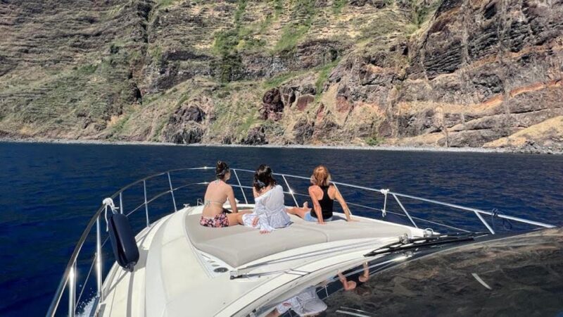 Calheta: Private Charter  Aestus Luxury Boat - FAQs