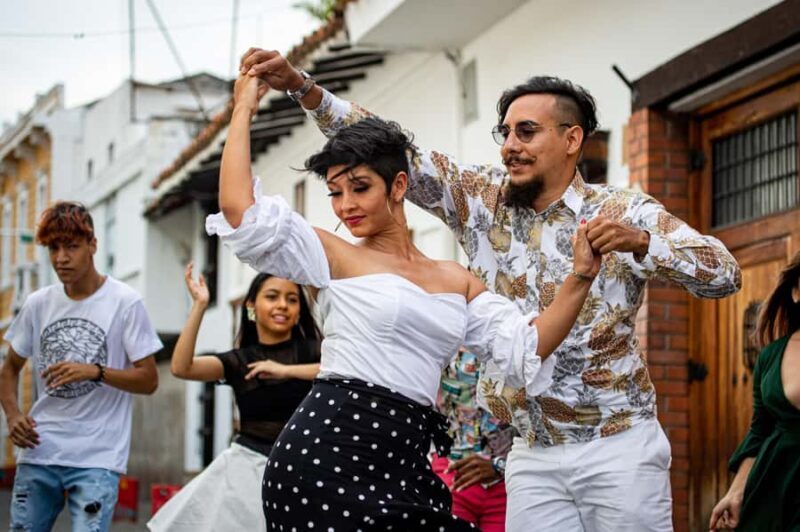 Cali: City Highlights Private Bus Tour with Transfer - In-Depth Review of the Cali City Highlights Private Bus Tour