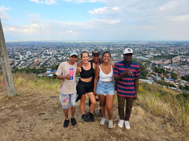 Cali: Comuna 20 Siloé Street Art Tour - Key Points