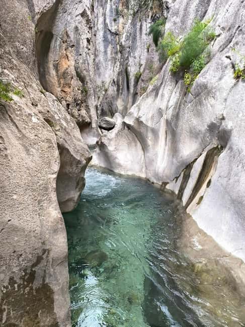 Callosa d'Ensarria: Estret de les Penyes Canyoning Tour - Key Points