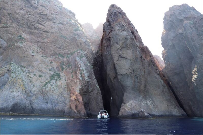 Calvi to Scandola: 4-Hour Boat Tour - Setting Sail from Calvi: The Beginning of an Adventure