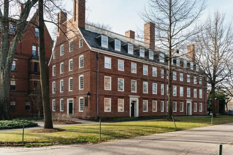 Cambridge: Harvard University Student-Guided Walking Tour - Authentic Voices from Past Participants