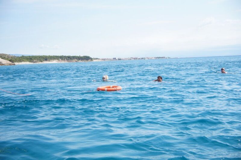 Cambrils: Costa Dorada Catamaran Day Cruise with BBQ Lunch - Key Points