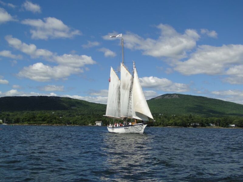 Camden: Historic Schooner Day Sailing Trip - An In-Depth Look at the Camden Schooner Day Sailing Trip