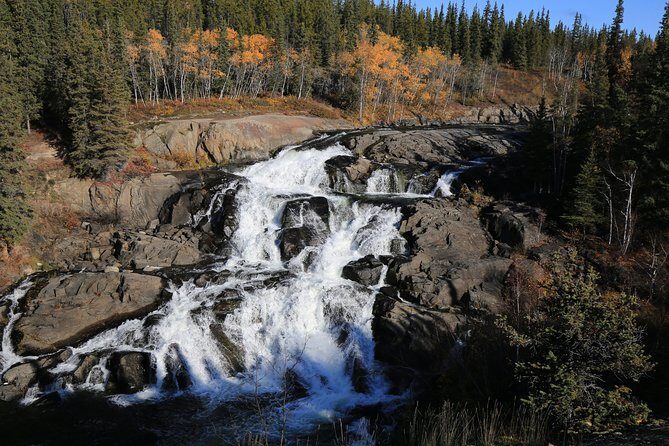 Cameron Falls Hiking Tour - Cameron Falls Hiking Tour: A Nature Escape Near Yellowknife